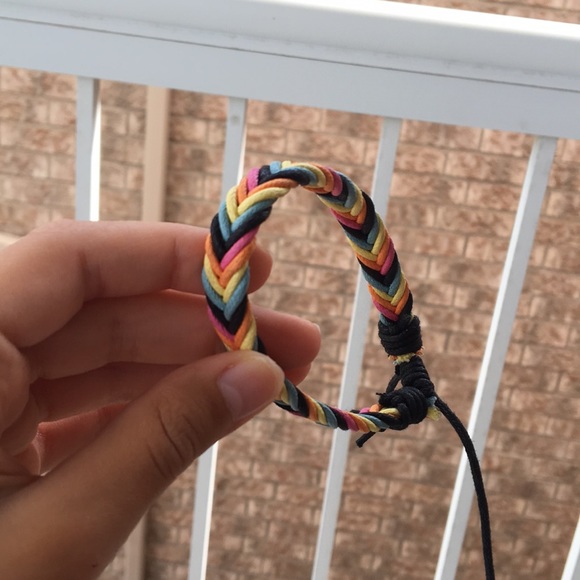 Each bracelet for 5$ - Picture 5 of 6